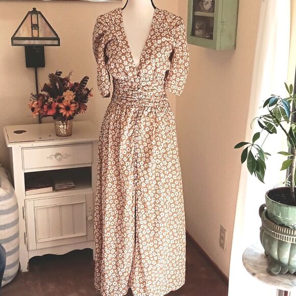 Bec & Bridge Floral Midi - Picture 2 of 15